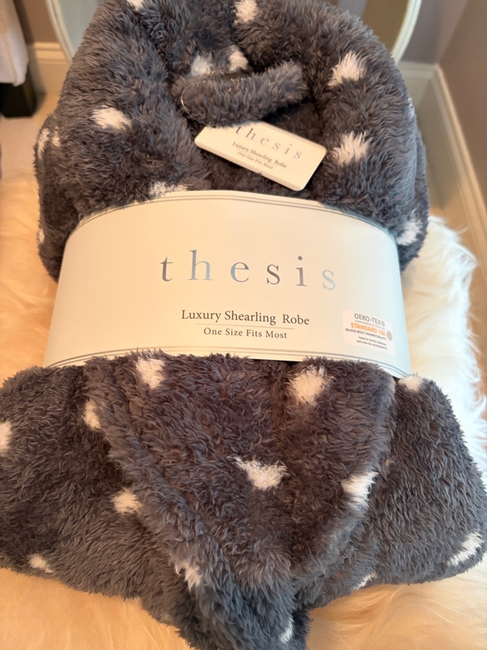 NWT Thesis Faux Shearling Bathrobe in Gray with White Polka Dots